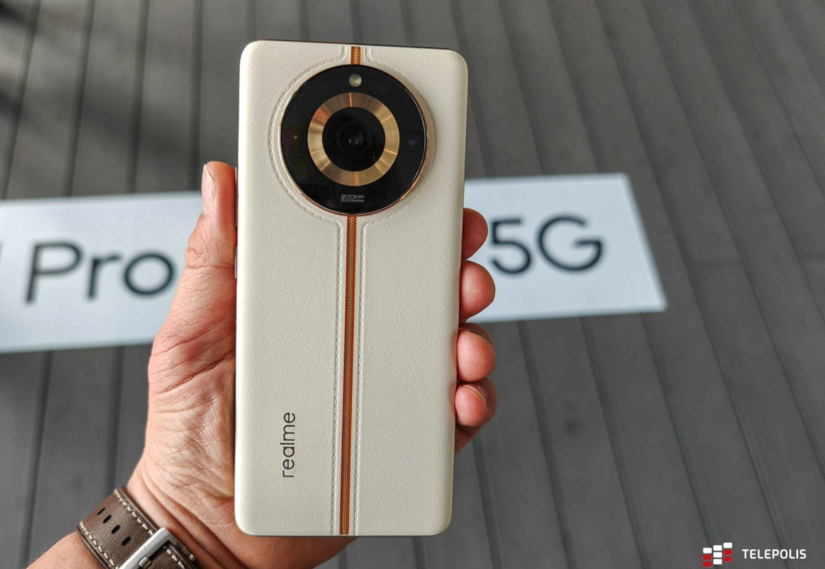 Realme 12 Pro+ z peryskopowym teleobiektywem. Tak wygląda