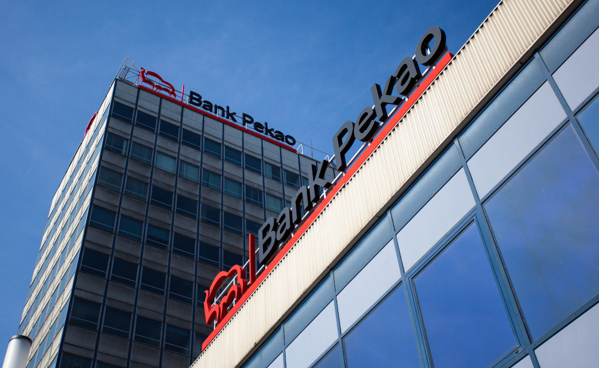 Pekao: zbieraj mile za transakcje kartami kredytowymi
