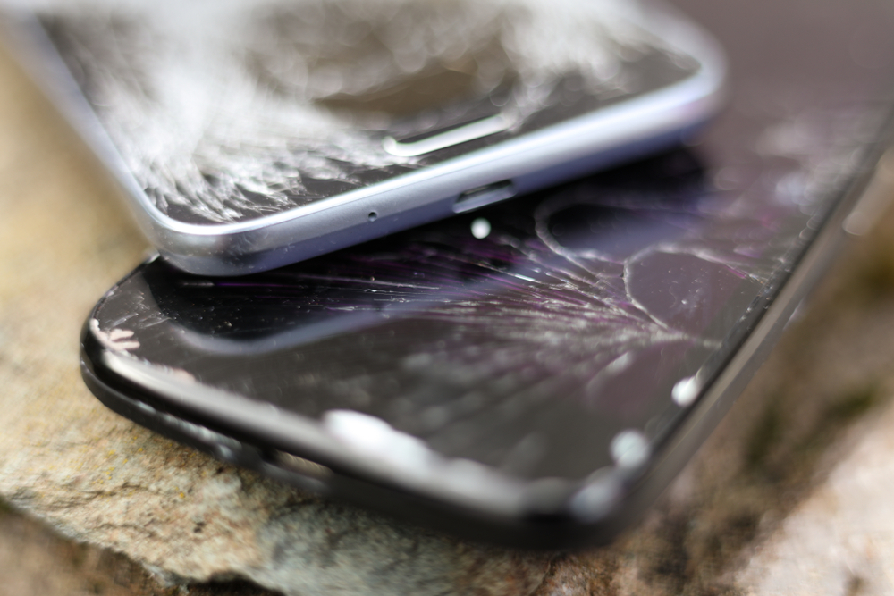 Jak pasożyt w telefonie. Wykrada zdjęcia i dzwoni do znajomych