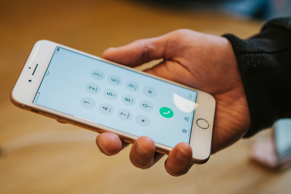 Badanie: użytkownicy Androida kupują starsze modele iPhone'ów