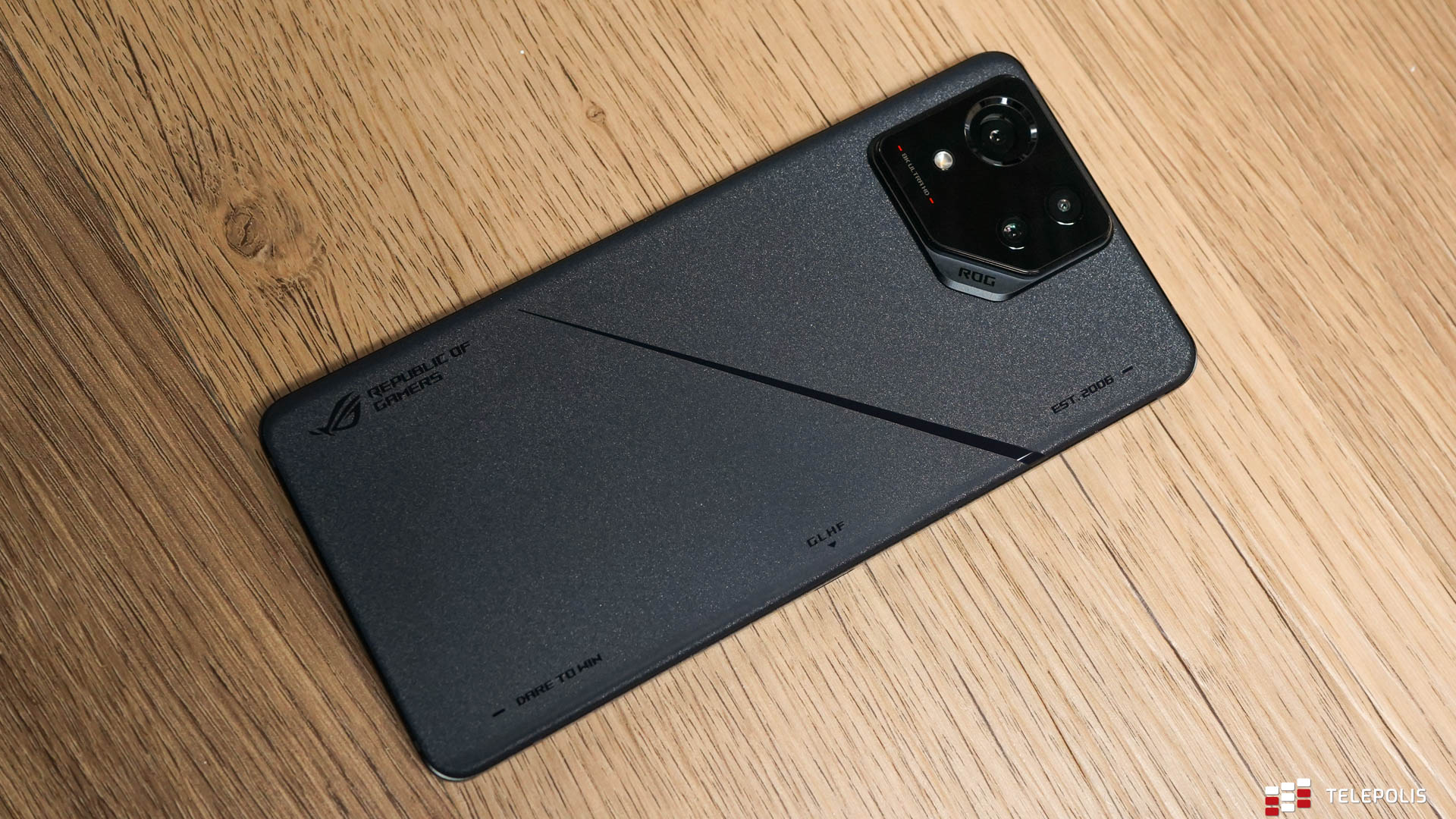 Asus Zenfone 11 Ultra ujawniony. Producent się wygadał