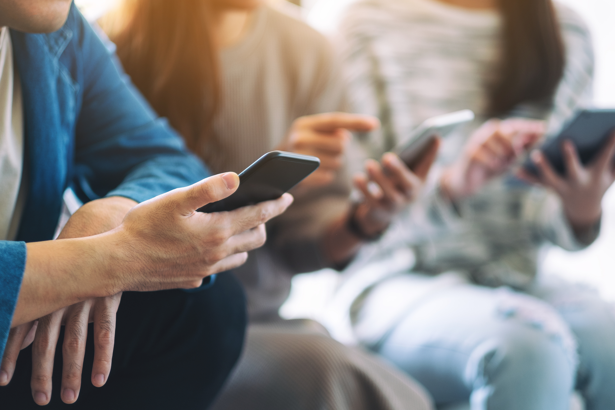 Lepiej schowaj telefon, bo cię wyrzucą. Miasto przyjęło upiorne zasady