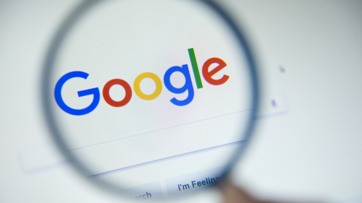 Google ma problem. Chodzi o czarnoskórych nazistów