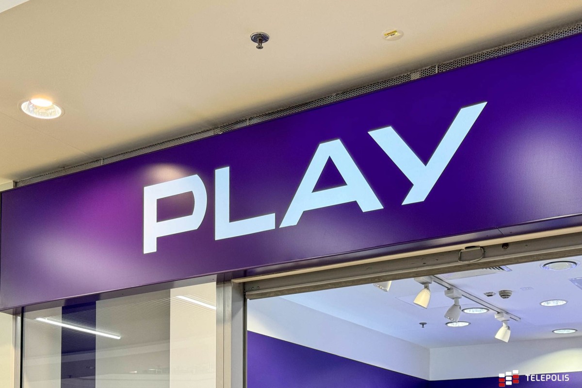 Play dla firm to rok światłowodu za darmo i nowe rozwiązania dla biznesu