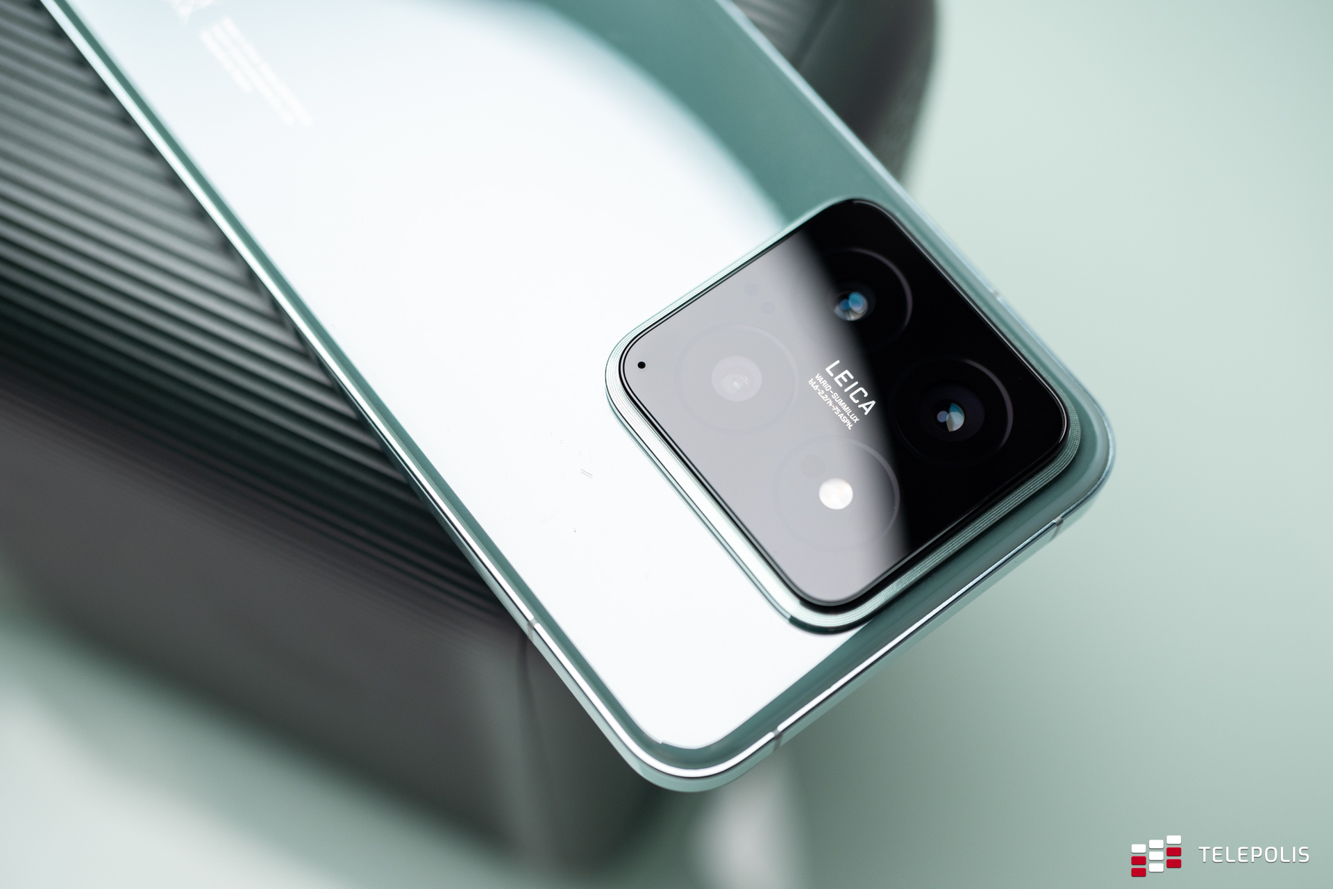 Xiaomi 14 trafia do Europy. To będzie fotograficzny wymiatacz