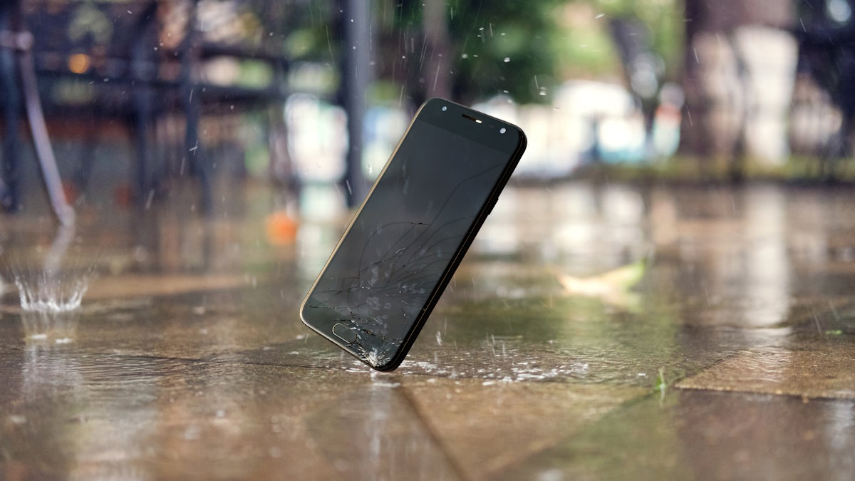 Groźne narzędzie buszuje po telefonach. Drenuje konto bankowe