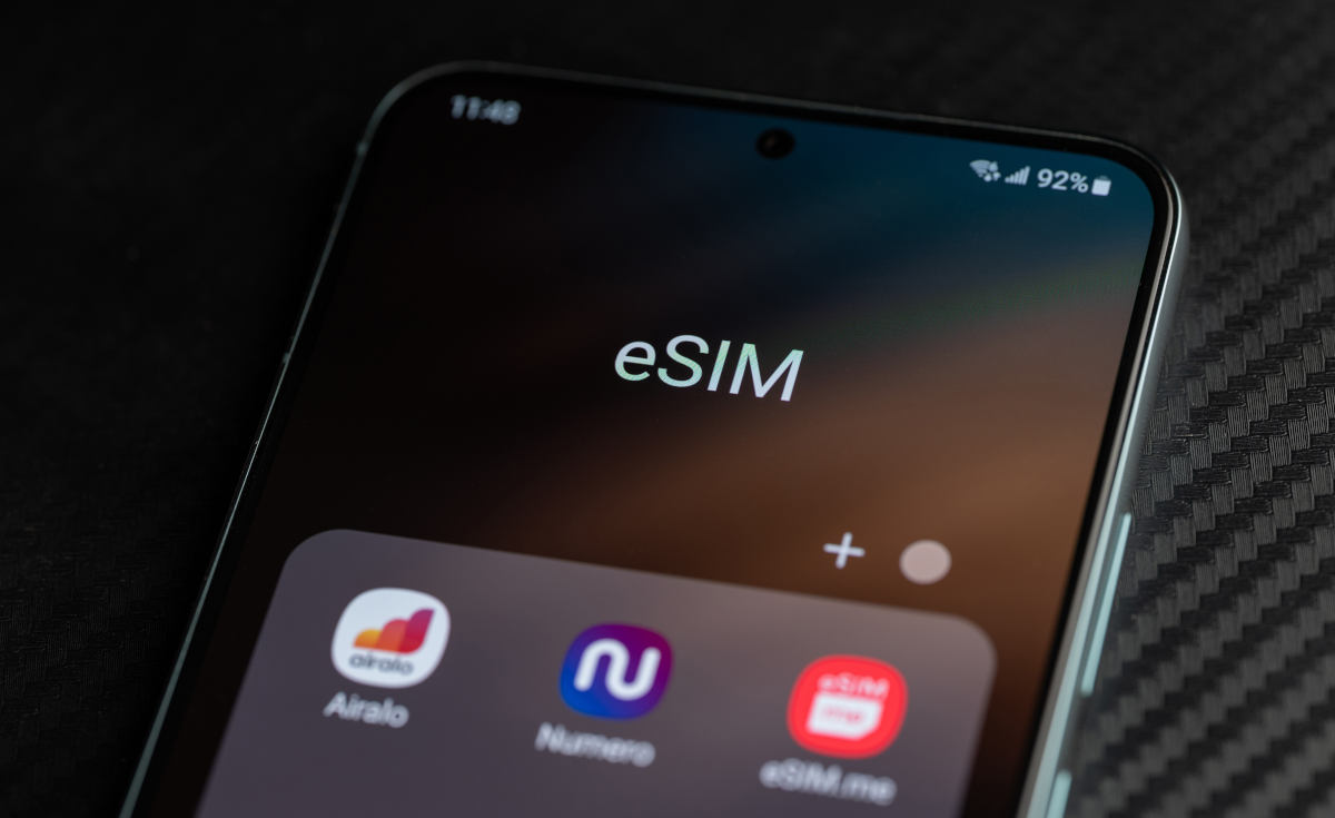 SIM swap groźniejszy niż kiedykolwiek. Nawet eSIM ci ukradną