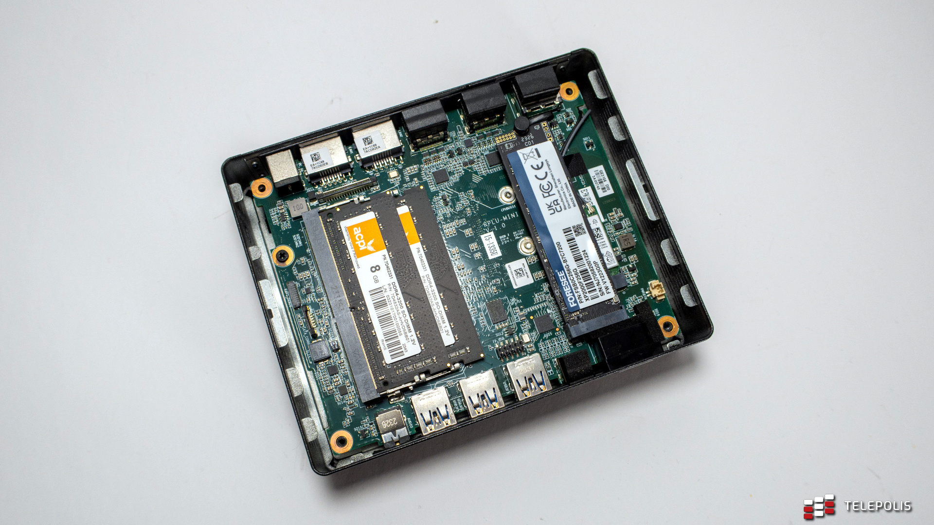 ECS Liva Z5 Plus, czyli komputer wielkości książki (Test)
