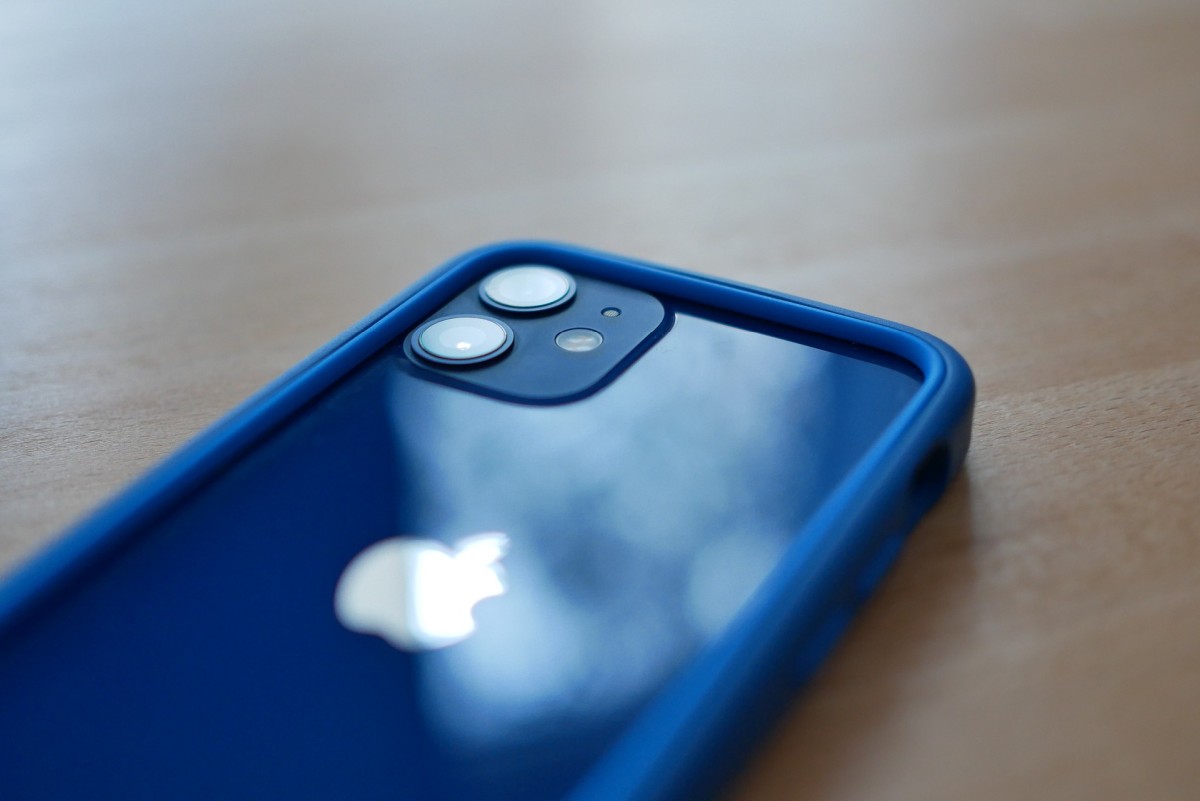 Używasz iPhone'a 12? iOS 17.4 ma dla Ciebie niespodziankę
