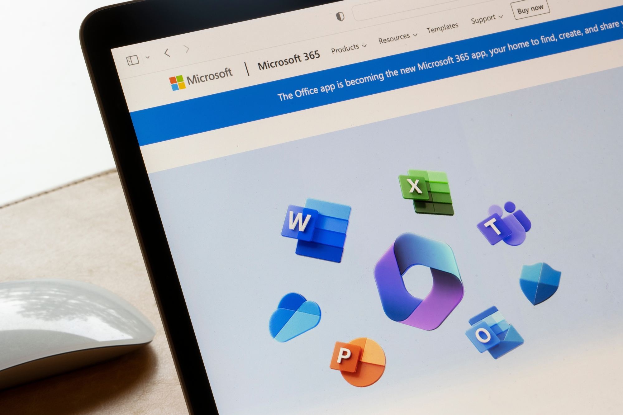 Komisja Europejska złamała własne zasady. Chodzi o Microsoft