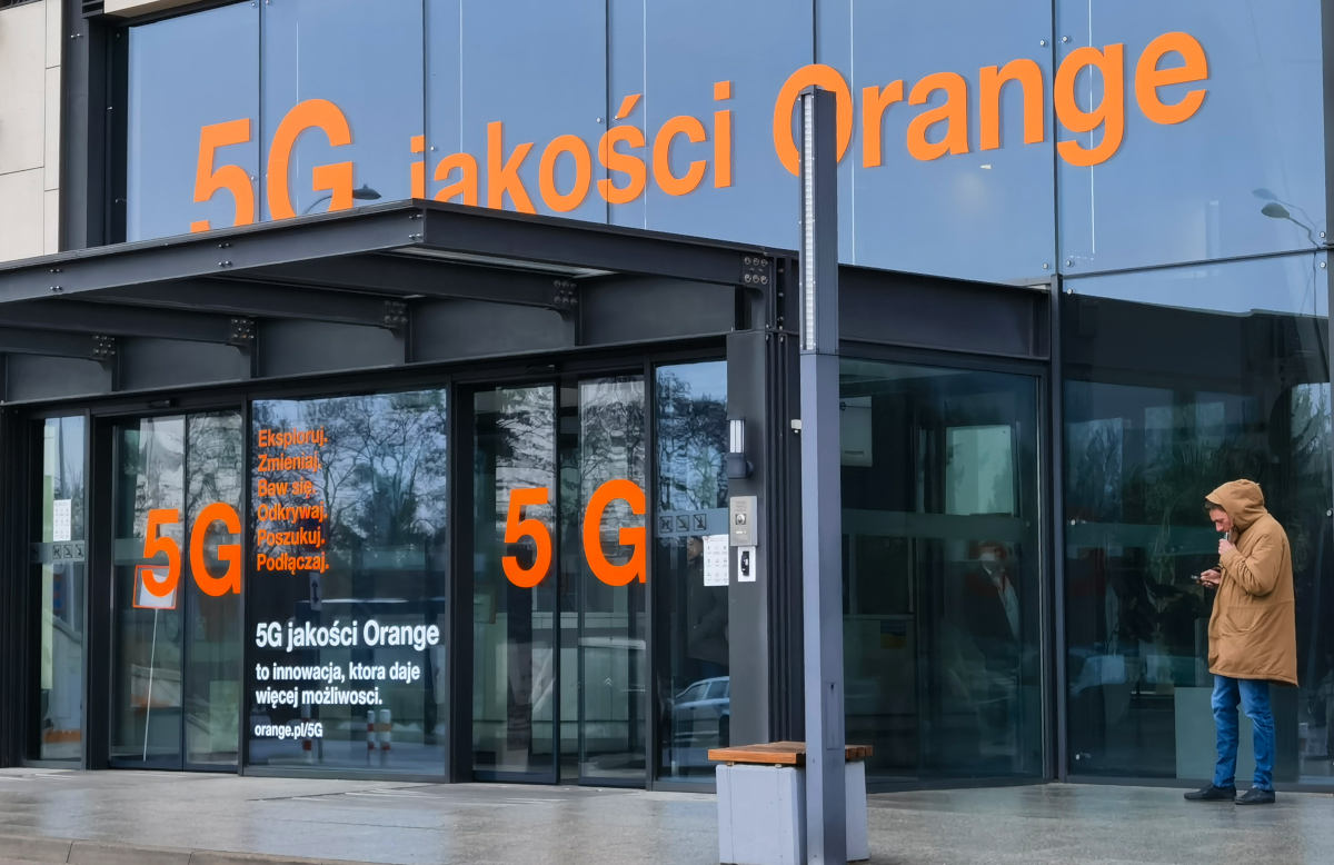 Orange: taniej 5G ze smartfonem. Jest też nowa okazja na światłowód