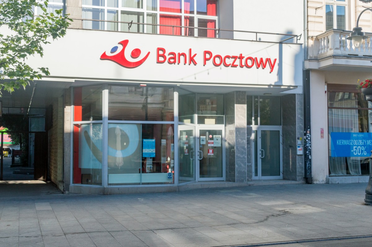 Bank Pocztowy nadrabia zaległości. Nowość w aplikacji przyda się każdemu