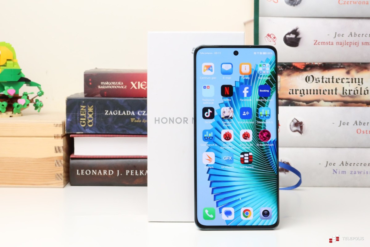 Honor tnie ceny. Ten smartfon kupisz taniej o 300 zł