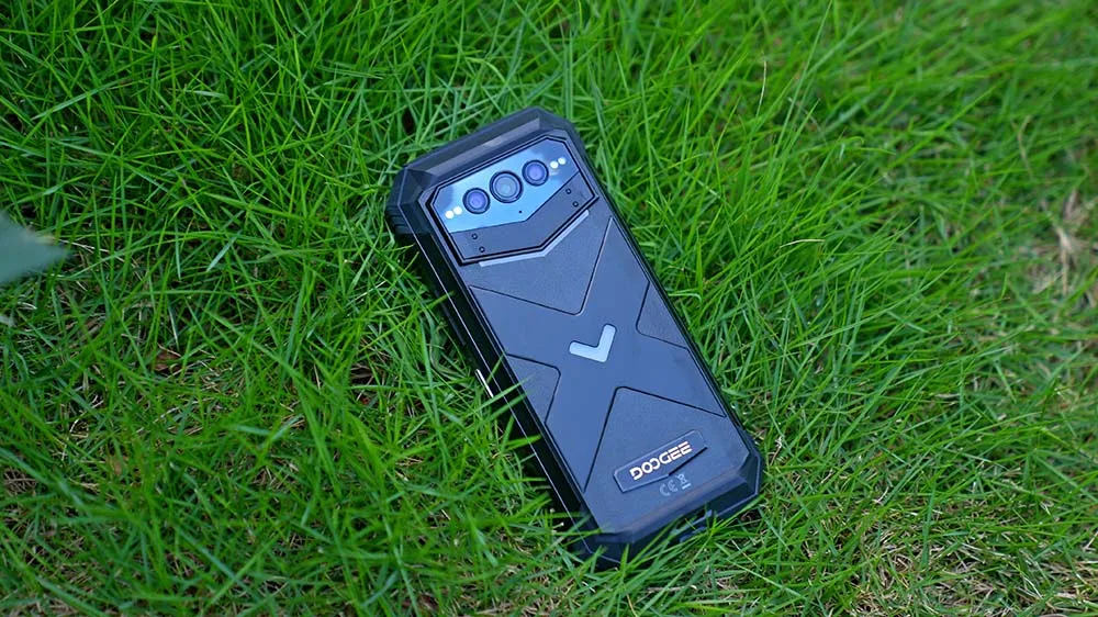 Doogee V Max Plus ma baterię 22 000 mAh i aparat 200 Mpix. Wkrótce premiera