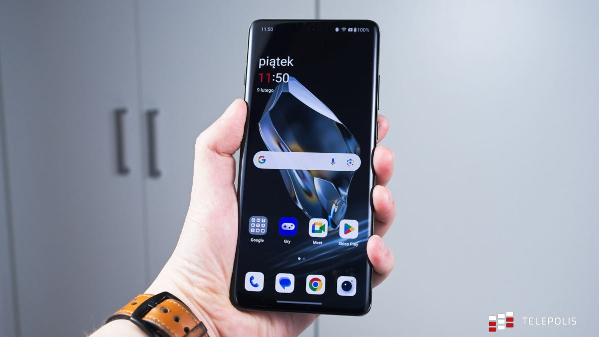 Android 15 dostępny dla OnePlus 12 i OnePlus Open