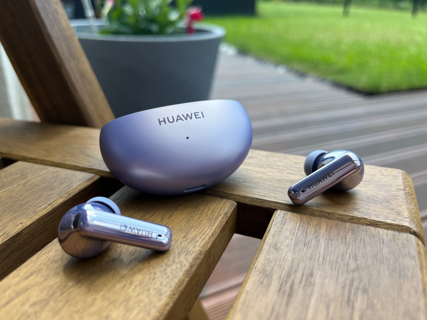 Nie przepłacaj za słuchawki, weź te. Huawei FreeBuds 6i – test