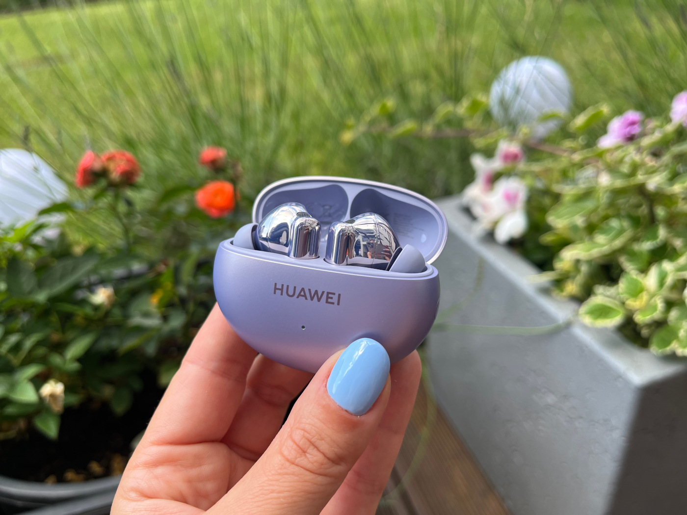 Nie przepłacaj za słuchawki, weź te. Huawei FreeBuds 6i – test
