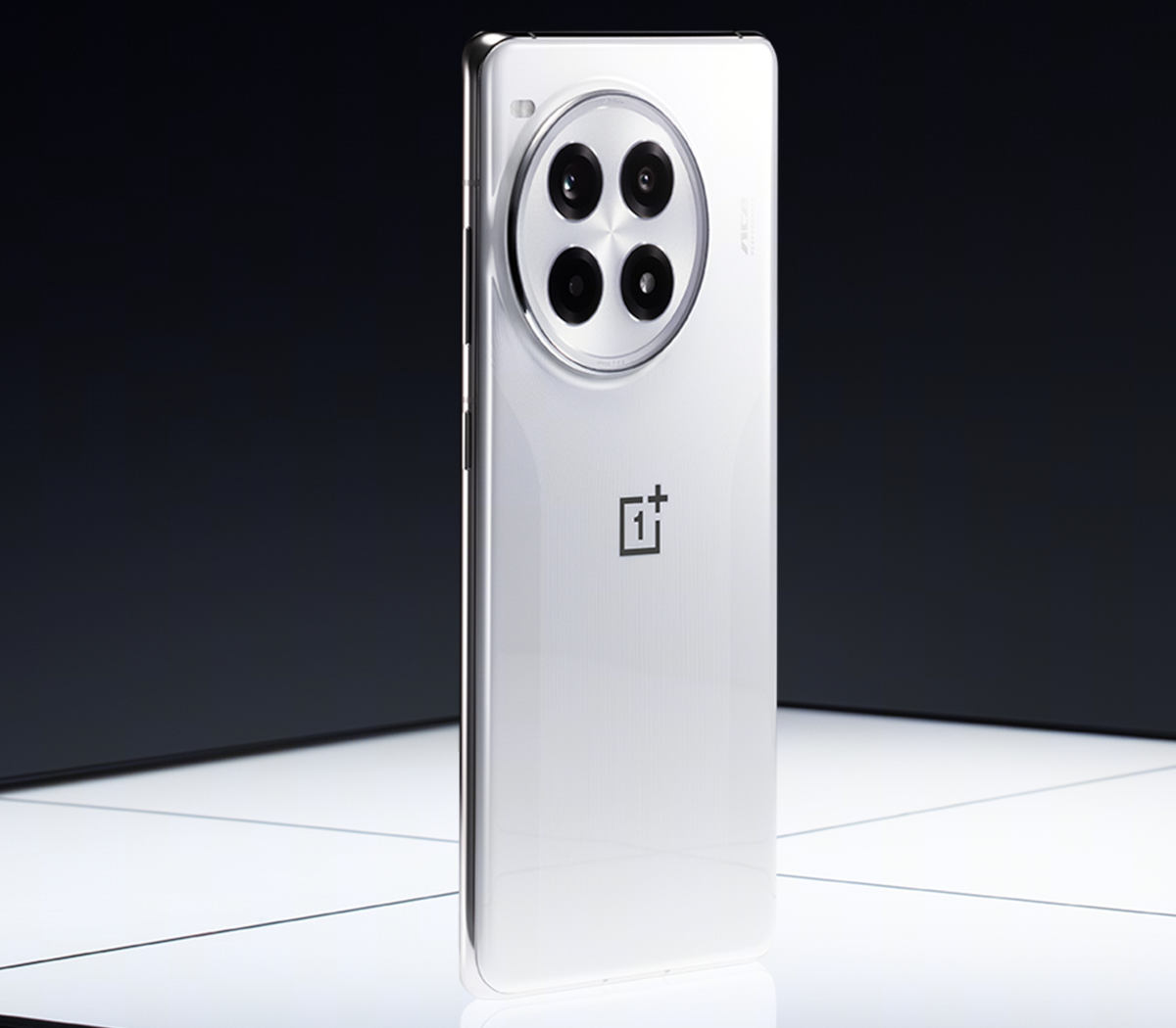 OnePlus 12T. Za kilka dni poznamy możliwą specyfikację