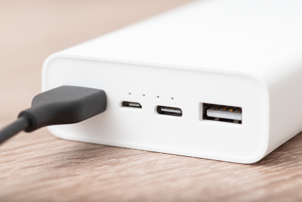 Masz taki powerbank? Natychmiast go wyrzuć, bo może się zapalić