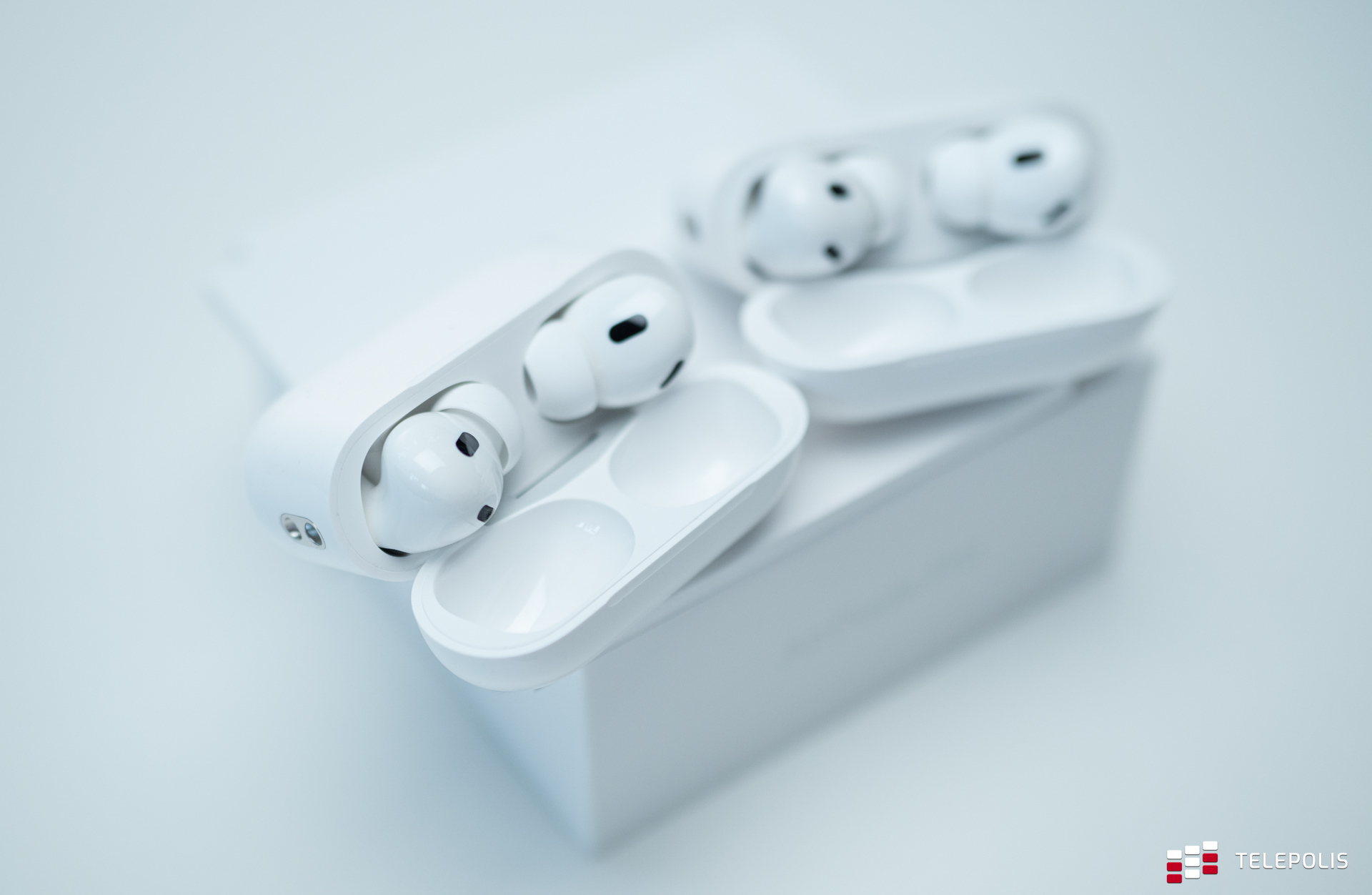 Apple AirPods z kamerami w sklepach od 2026 roku