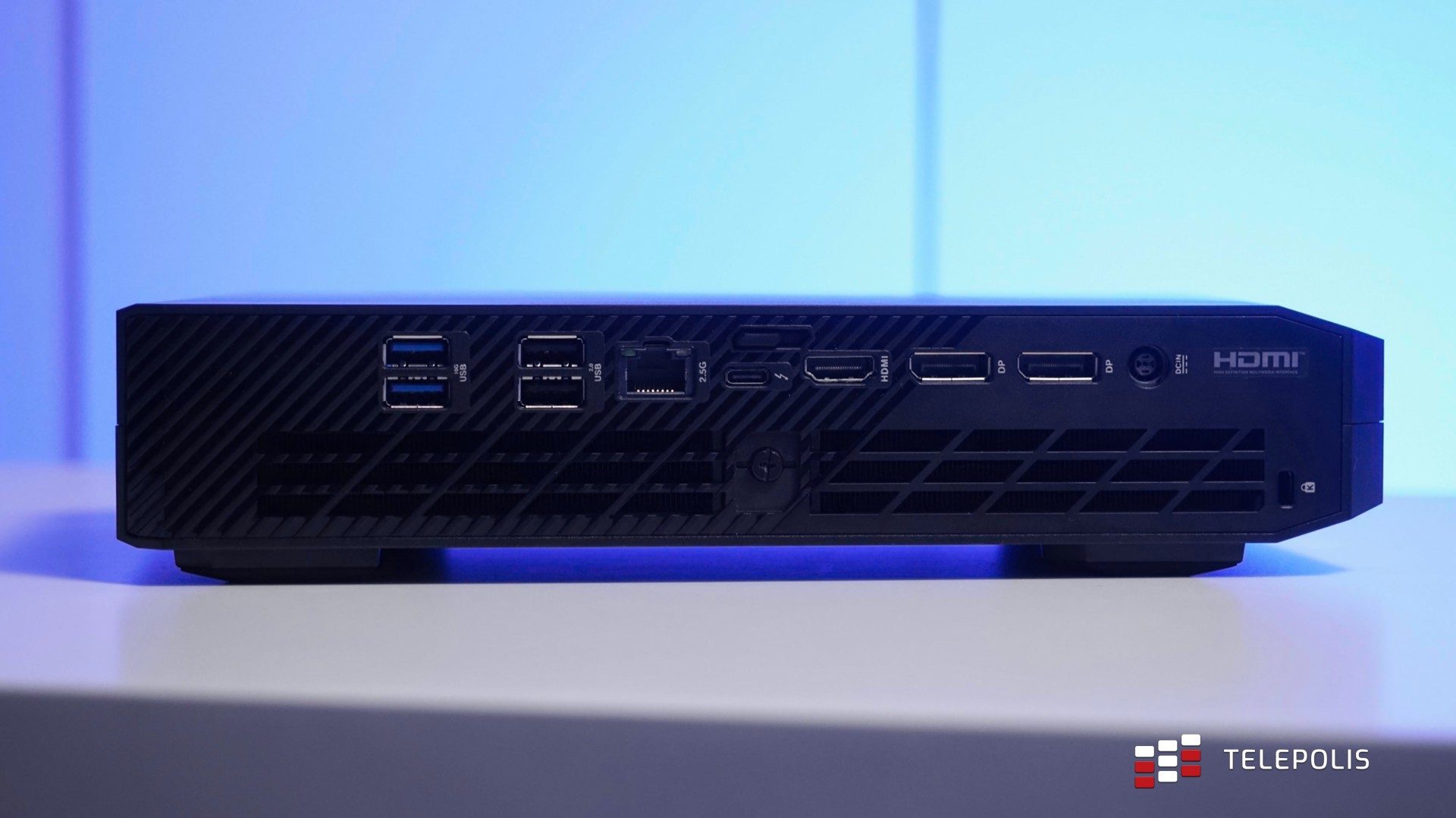 ASUS stworzył pogromcę konsol. Takiego komputera jeszcze nie widziałeś