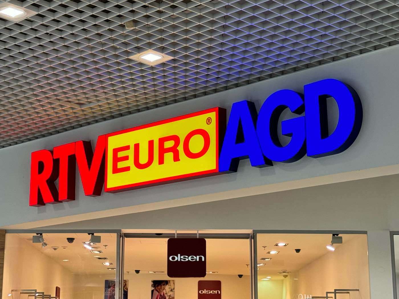 Polacy pokochali te zegarki. Nowy model kupisz w doskonałej cenie