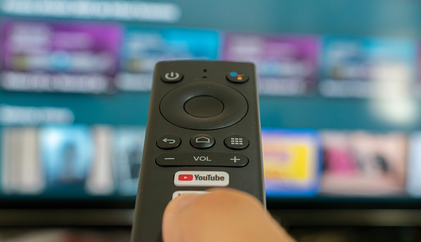 Google TV daje za darmo 130 kanałów. Tylko, nie dla Polaka