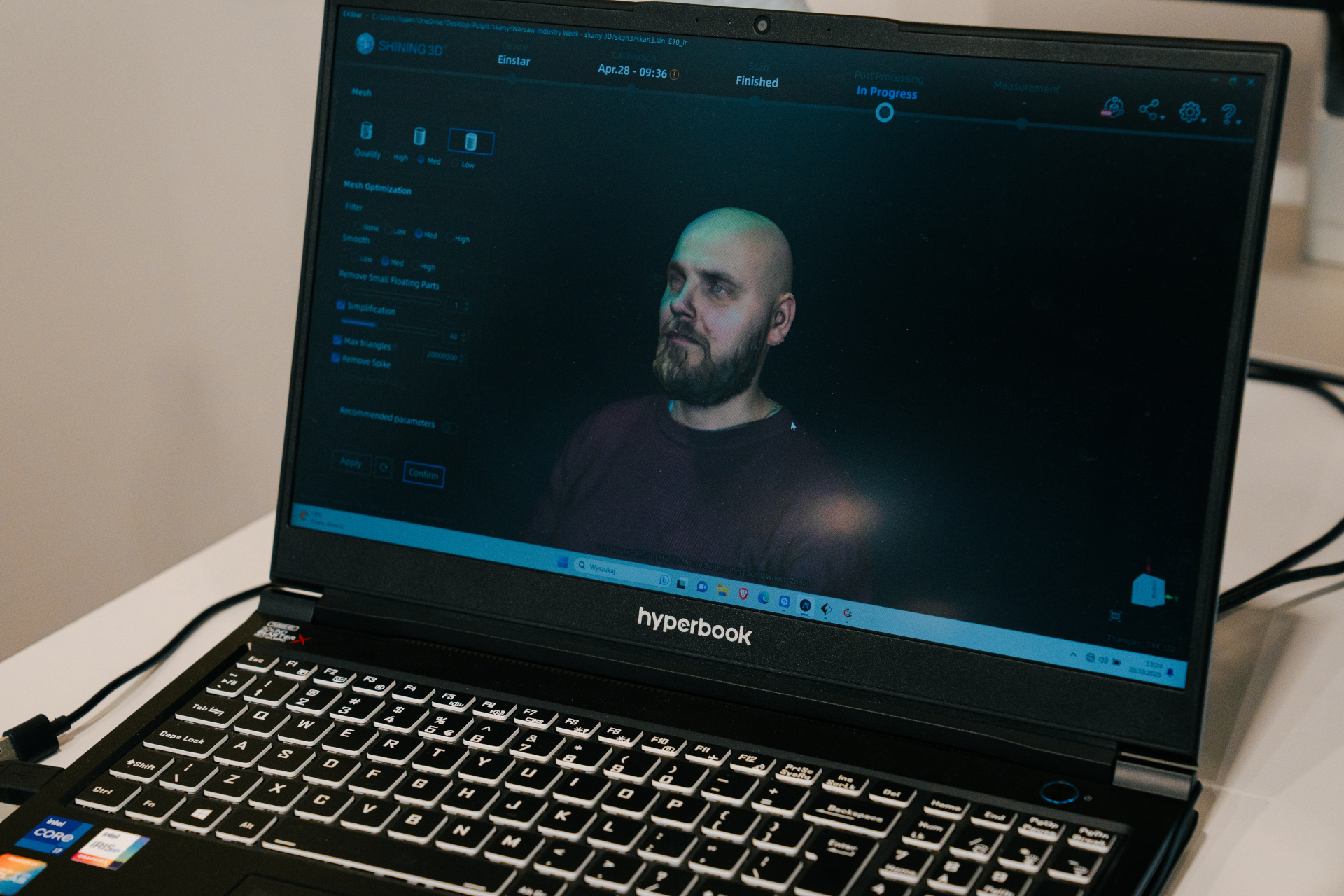 Nie kupuj u obcych. Polacy też mają swoje laptopy