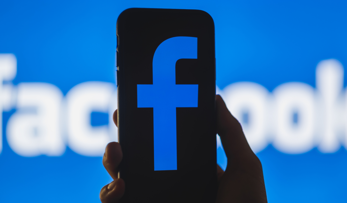 Facebook i Apple partnerami? Musk zaniepokojony