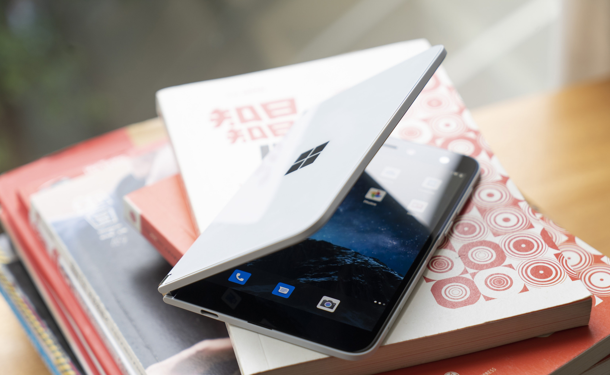 Microsoft miał chytry plan: łatwe rozkładanie dużego smartfonu