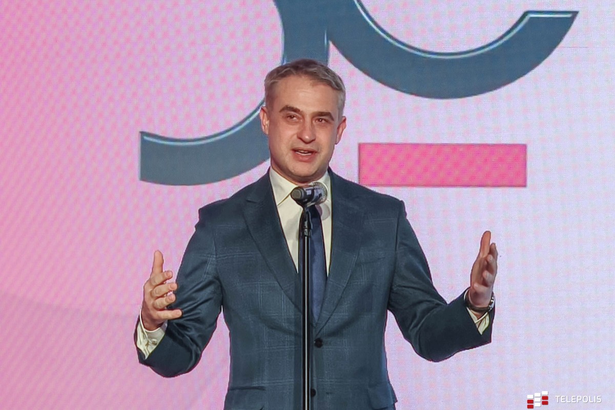 Rząd chce podnieść kompetencje cyfrowe Polaków. Wyda na to 400 mln zł