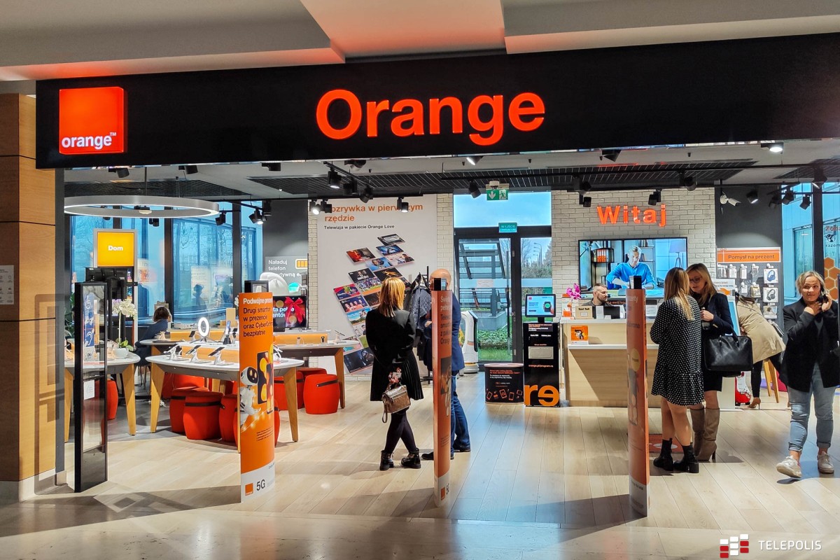 Orange zmienia cenniki. Chodzi o połączenia i SMS-y do UE