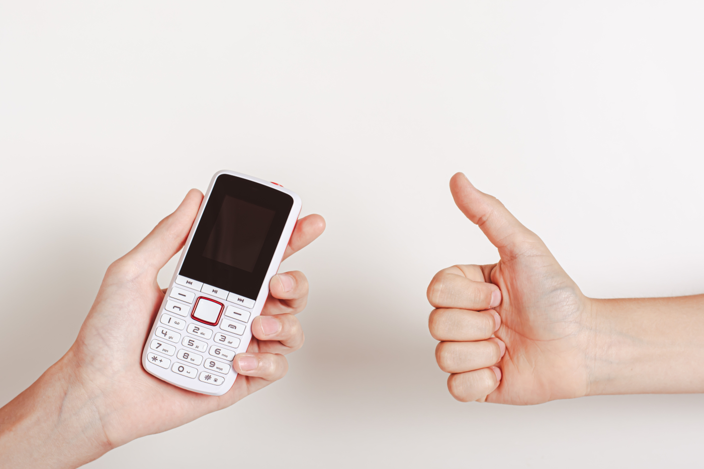 Smartfony znikają z kieszeni. Ludzie wybierają coś innego