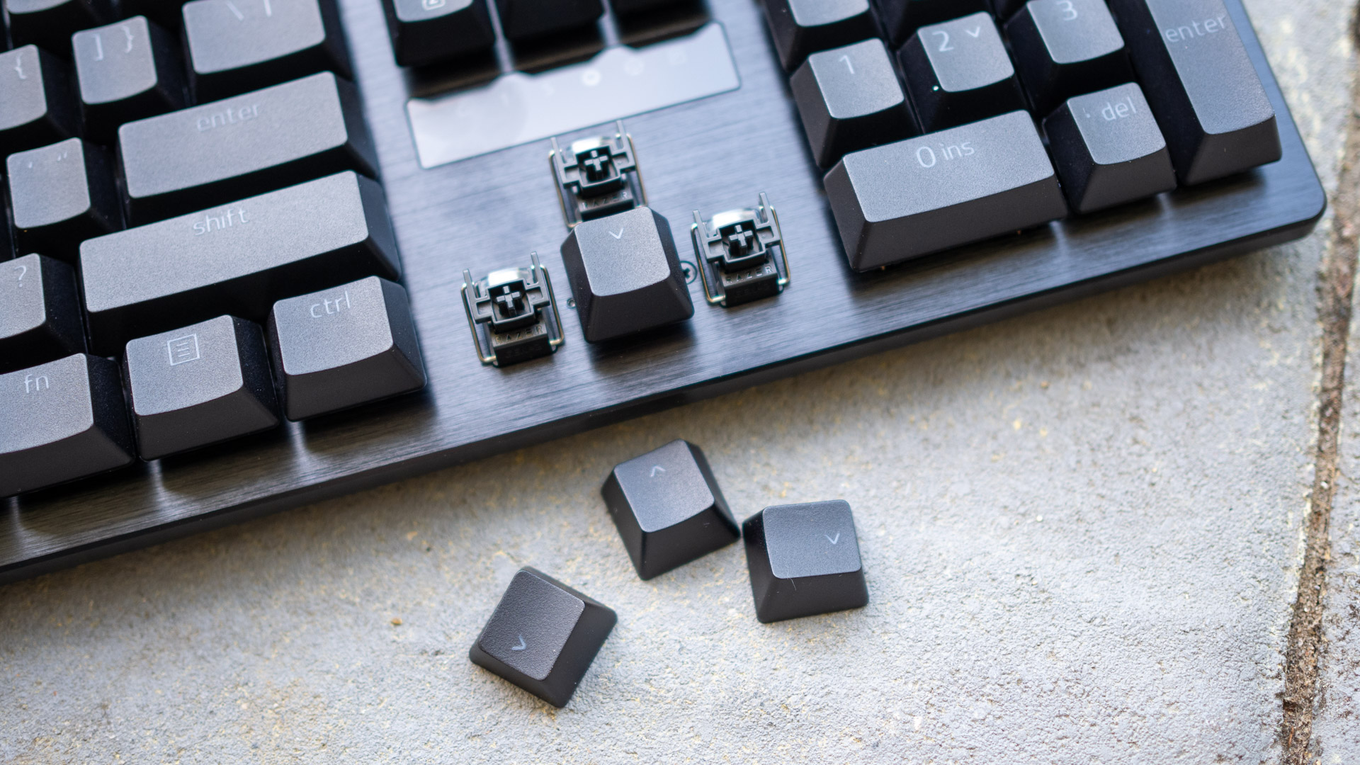 Ferrari wśród klawiatur, ale bez sensu. Razer Huntsman V3 Pro (opinia)