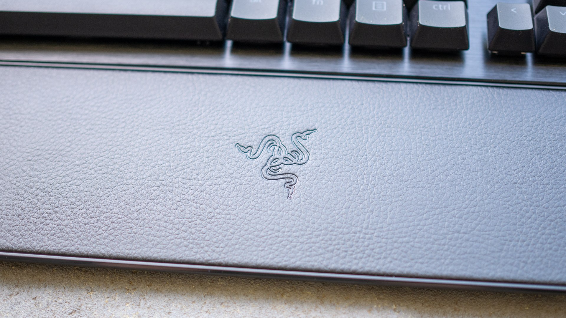 Ferrari wśród klawiatur, ale bez sensu. Razer Huntsman V3 Pro (opinia)