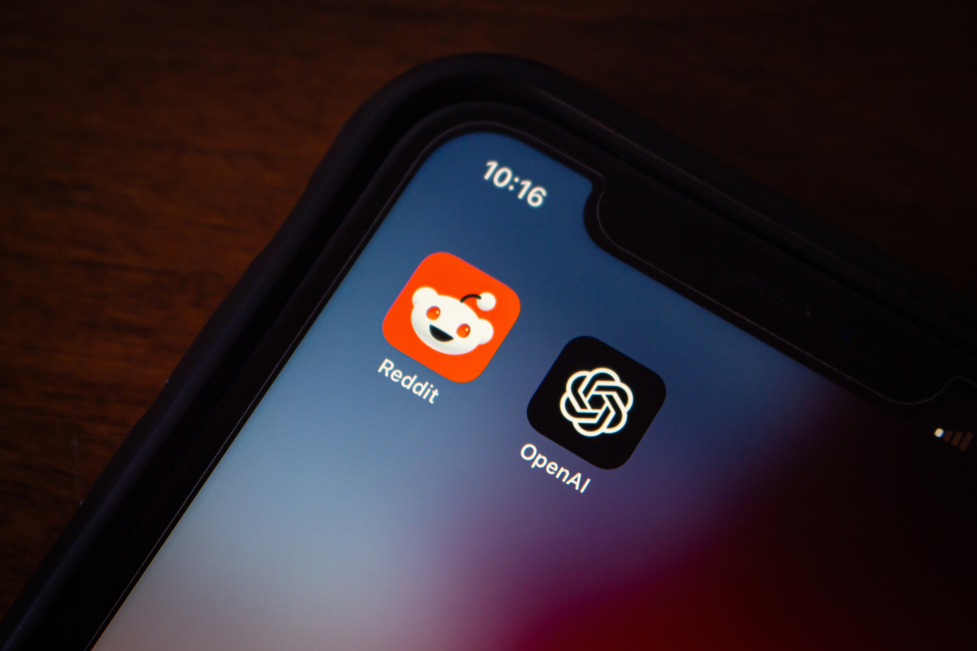 Nowa polityka Reddit. Koniec ze szkoleniem AI za darmo