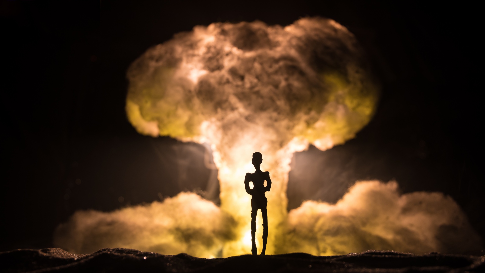 Co mają wspólnego broń jądrowa i UFO? Amerykanie to badają