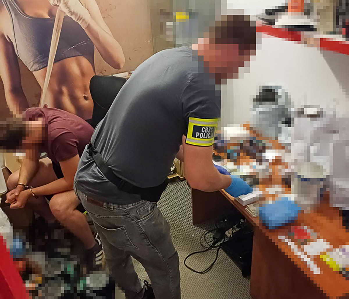 Wielka akcja CBZC: Zatrzymano 22 osoby w sprawie oszustw internetowych