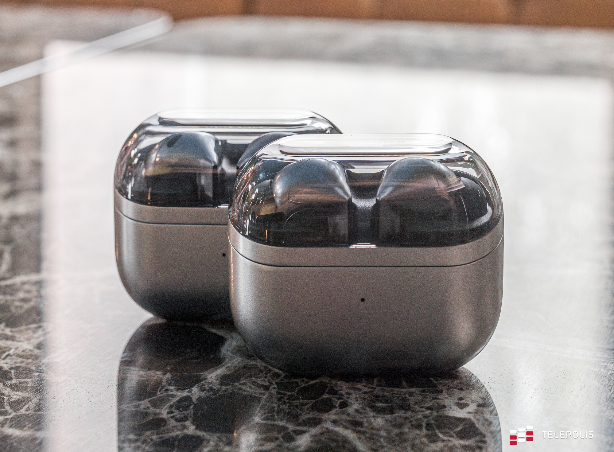 Galaxy Buds3 i Buds3 Pro już są. Trzymają się w uszach jak przyklejone