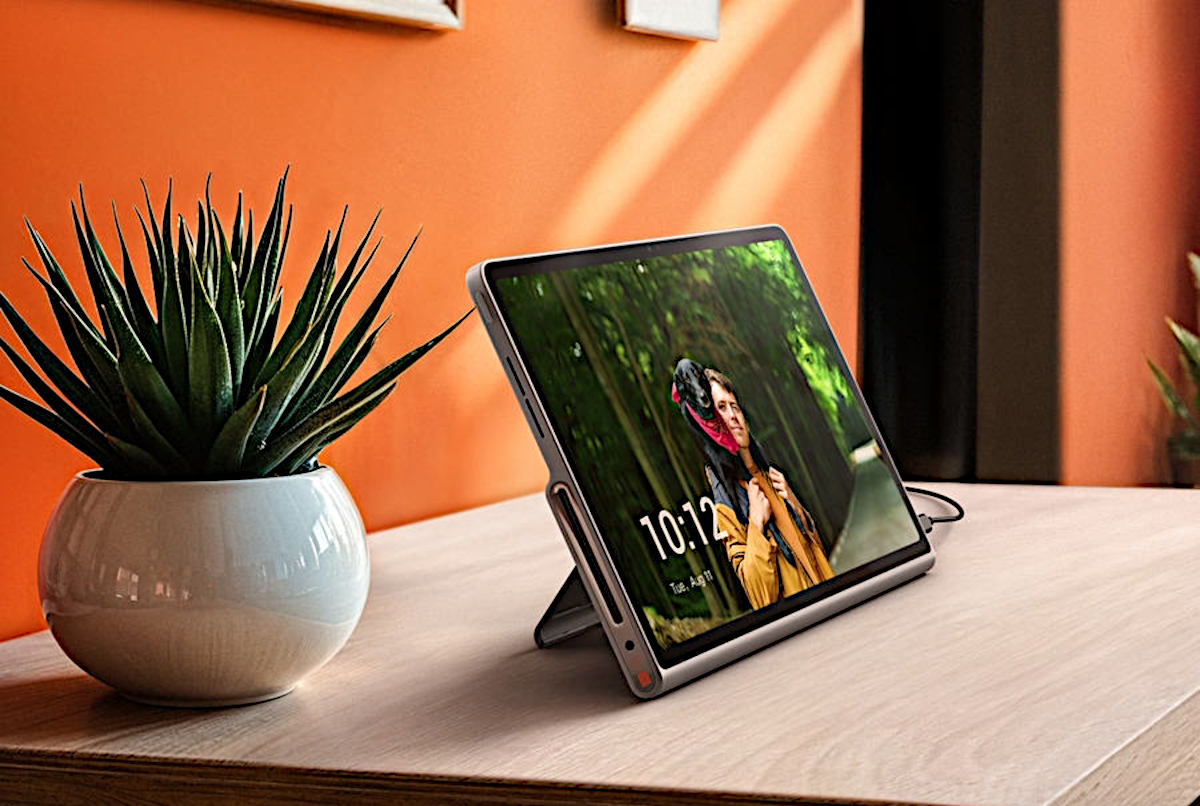 Lenovo Tab Plus już w Polsce. Ten tablet jest inny