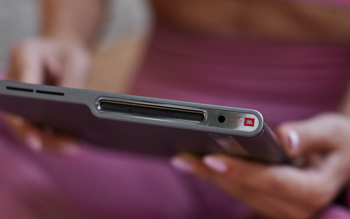 Lenovo Tab Plus już w Polsce. Ten tablet jest inny