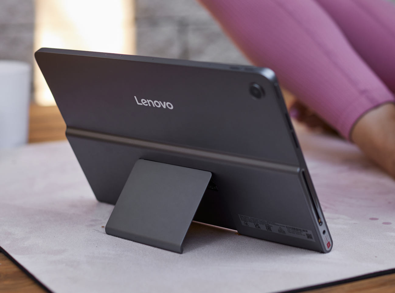 Lenovo Tab Plus już w Polsce. Ten tablet jest inny