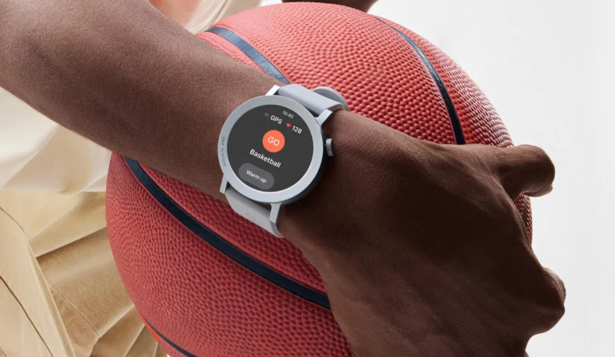 Markowy smartwatch za 299 zł?! Lada dzień w sklepach