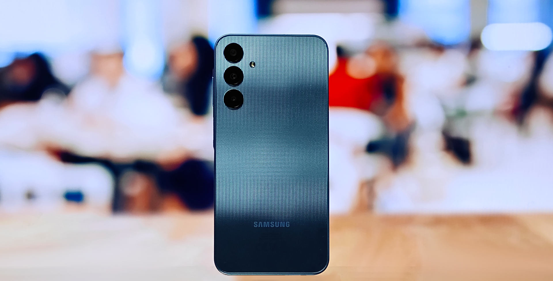 Nie przepłacaj, dobry smartfon kupisz poniżej 1500 zł. Oto polecane modele