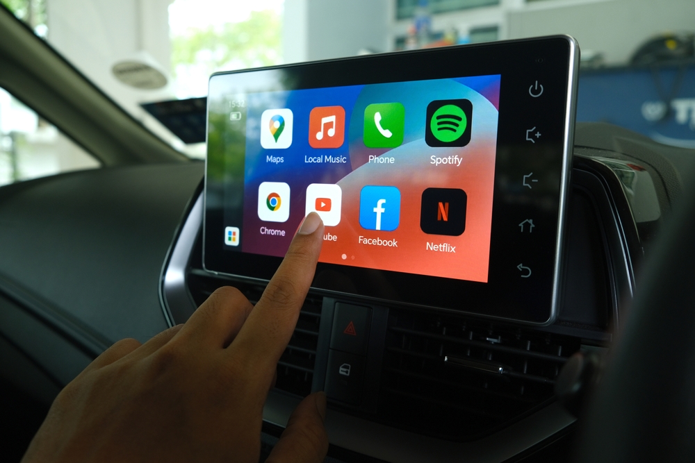 Android Auto gasi światło. Na tych telefonach nie dostanie już wsparcia