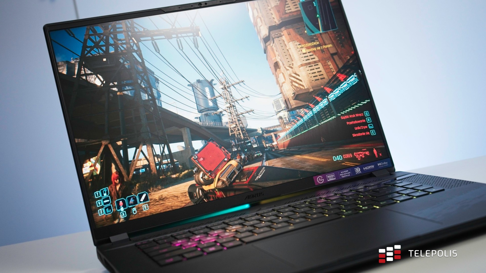 Wydajny laptop nie musi wyglądać jak przystrojona remiza. Gigabyte AORUS 16X - przegląd