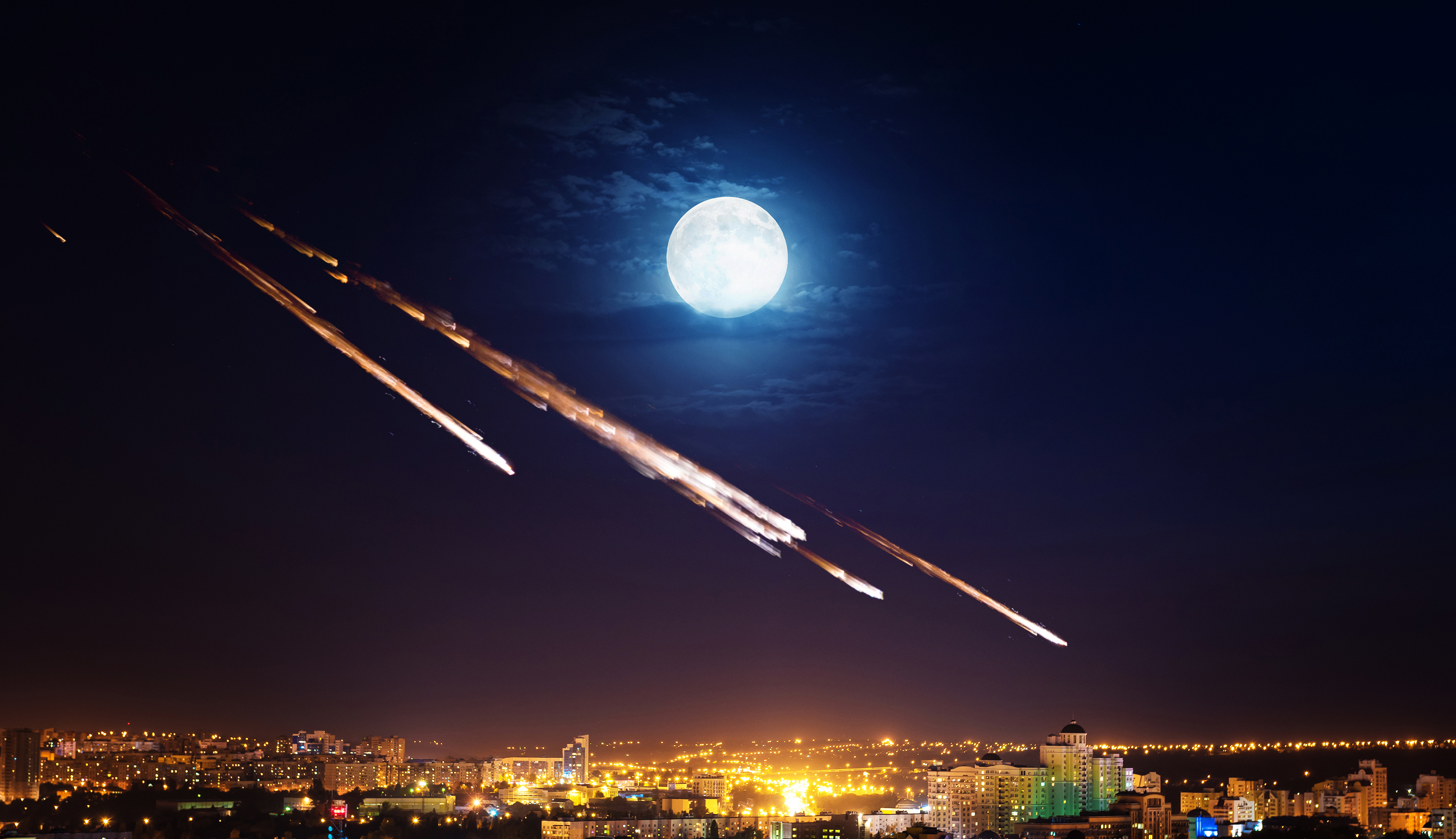Apokaliptyczne widowisko nad Nowym Jorkiem. NASA wyjaśnia
