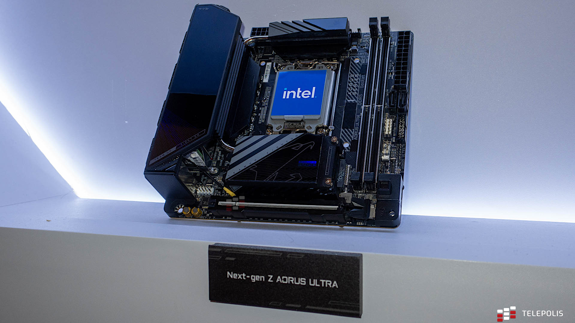 Seria Intel 800 bez tajemnic. Czy jest na co czekać?