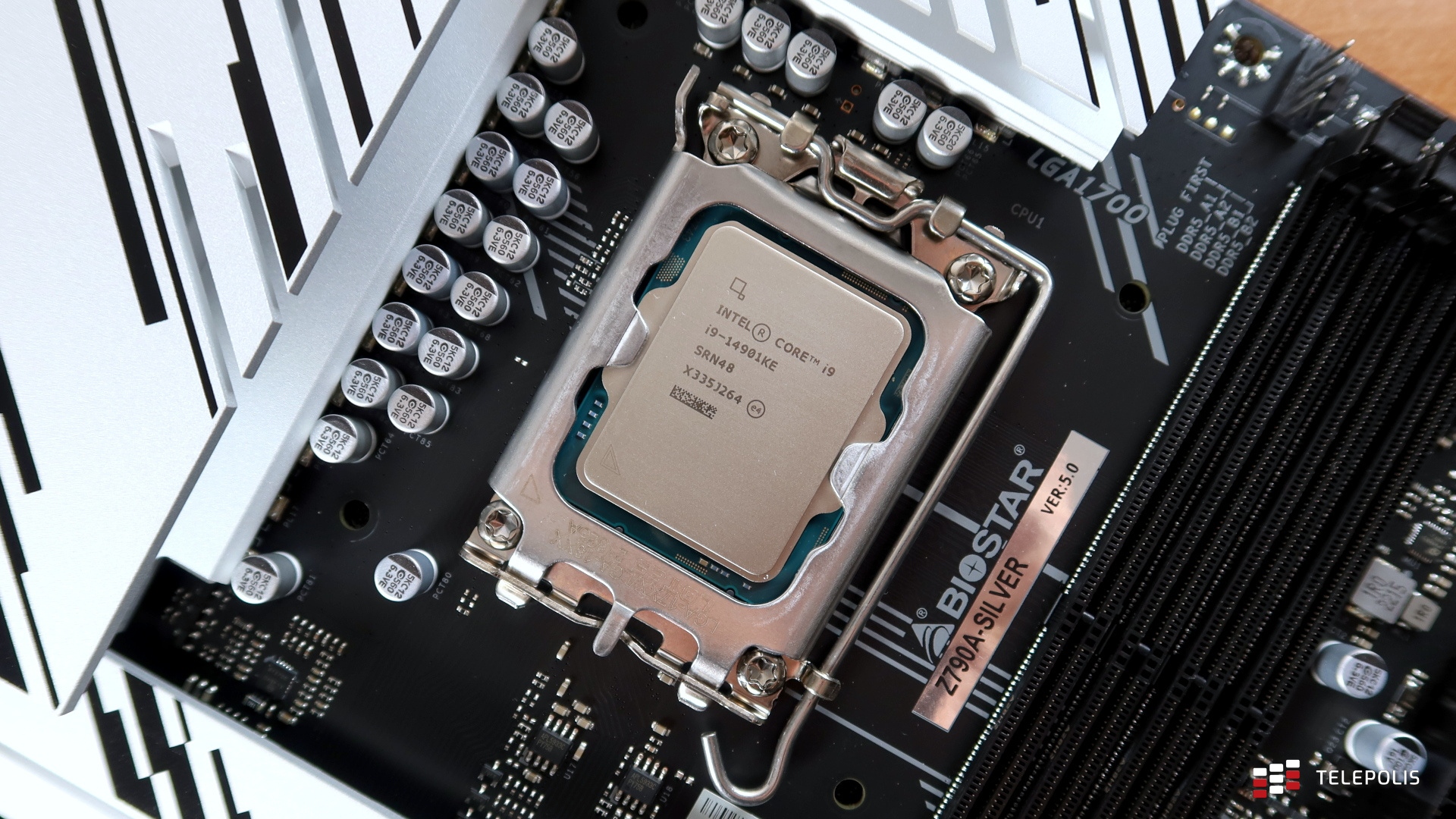 Jak filip z konopi. Intel cichaczem wypuścił nowe procesory