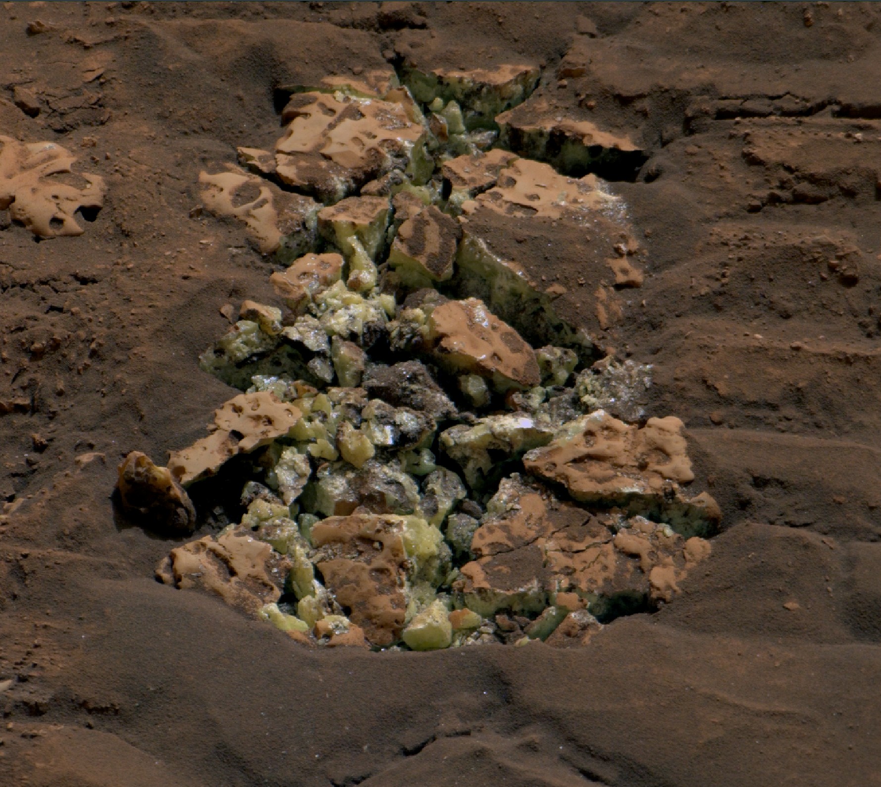 Siara na Marsie. Łazik Curiosity z wyjątkowym odkryciem